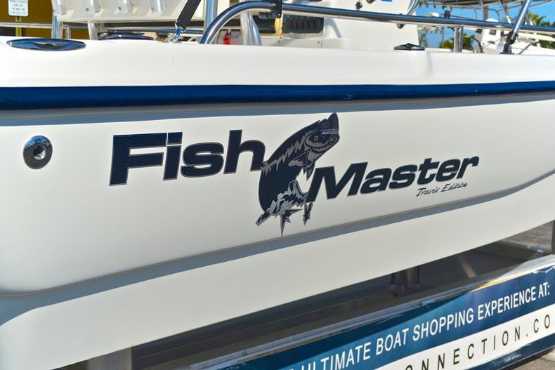 Thumbnail 16 for Used 2002 Mako Fishmaster 1900 CC Travis Edition boat for sale in West Palm Beach, FL