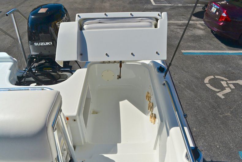 Thumbnail 32 for Used 2002 Mako Fishmaster 1900 CC Travis Edition boat for sale in West Palm Beach, FL