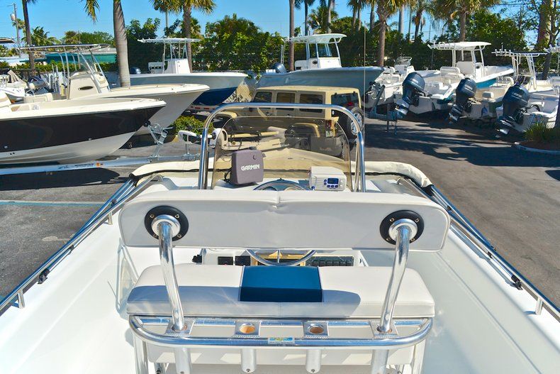 Thumbnail 82 for Used 2002 Mako Fishmaster 1900 CC Travis Edition boat for sale in West Palm Beach, FL