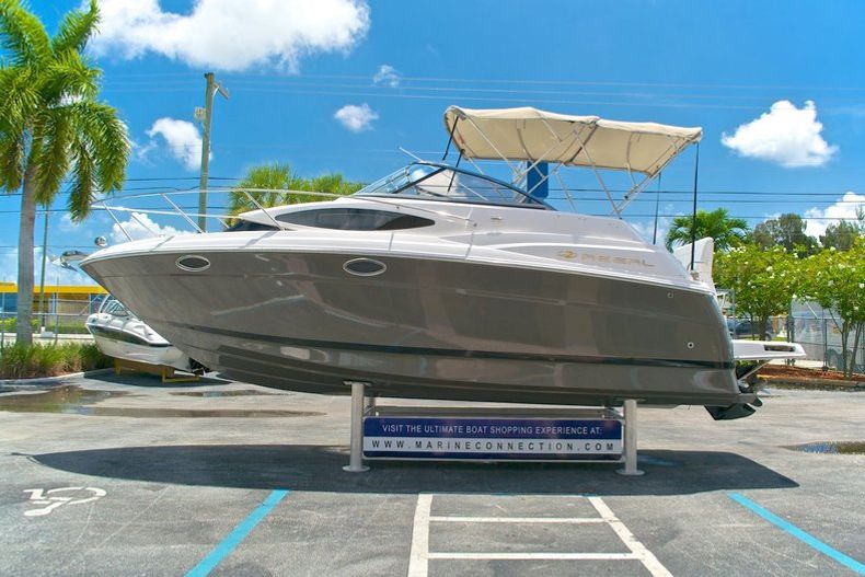 Thumbnail 4 for Used 2009 Regal 2565 Window Express boat for sale in West Palm Beach, FL