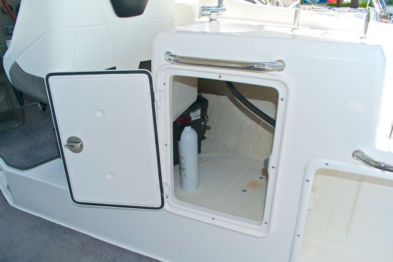 Thumbnail 56 for Used 2009 Regal 2565 Window Express boat for sale in West Palm Beach, FL