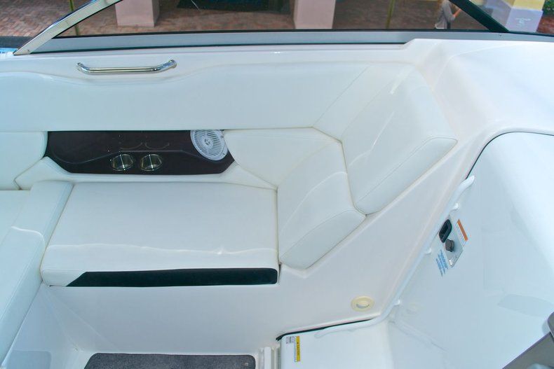 Thumbnail 69 for Used 2009 Regal 2565 Window Express boat for sale in West Palm Beach, FL