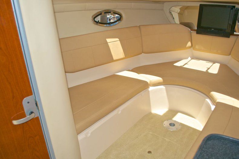 Thumbnail 107 for Used 2009 Regal 2565 Window Express boat for sale in West Palm Beach, FL