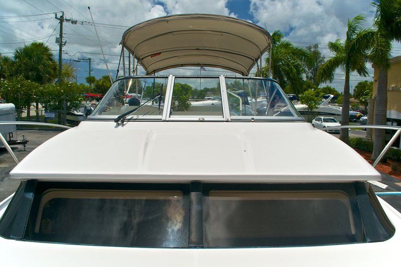 Thumbnail 99 for Used 2009 Regal 2565 Window Express boat for sale in West Palm Beach, FL