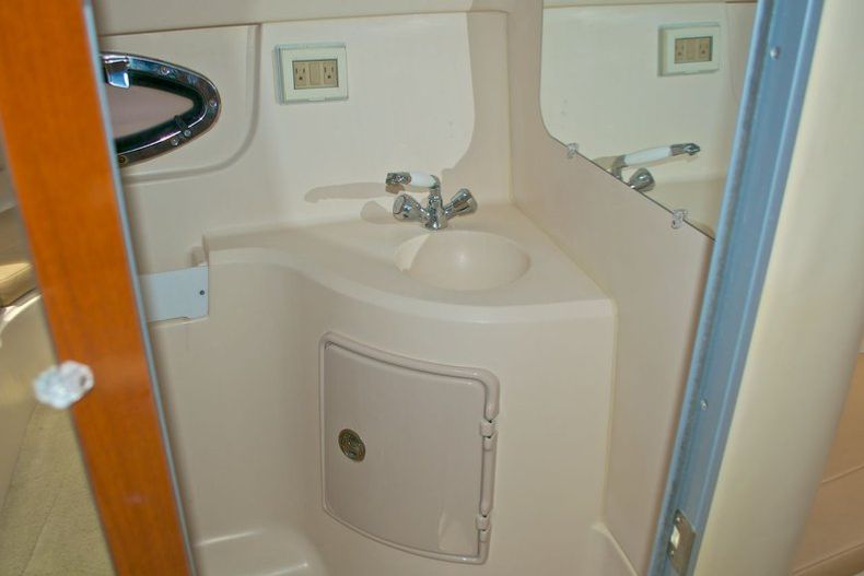 Thumbnail 131 for Used 2009 Regal 2565 Window Express boat for sale in West Palm Beach, FL