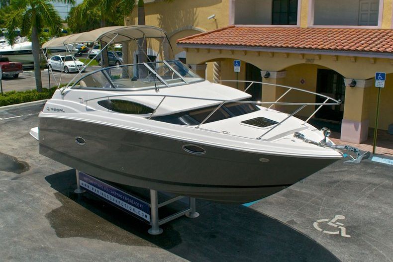 Thumbnail 139 for Used 2009 Regal 2565 Window Express boat for sale in West Palm Beach, FL