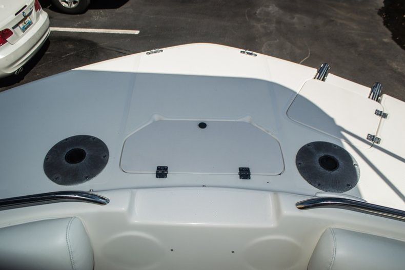 Thumbnail 18 for Used 2006 Hurricane SunDeck SD 237 OB boat for sale in West Palm Beach, FL