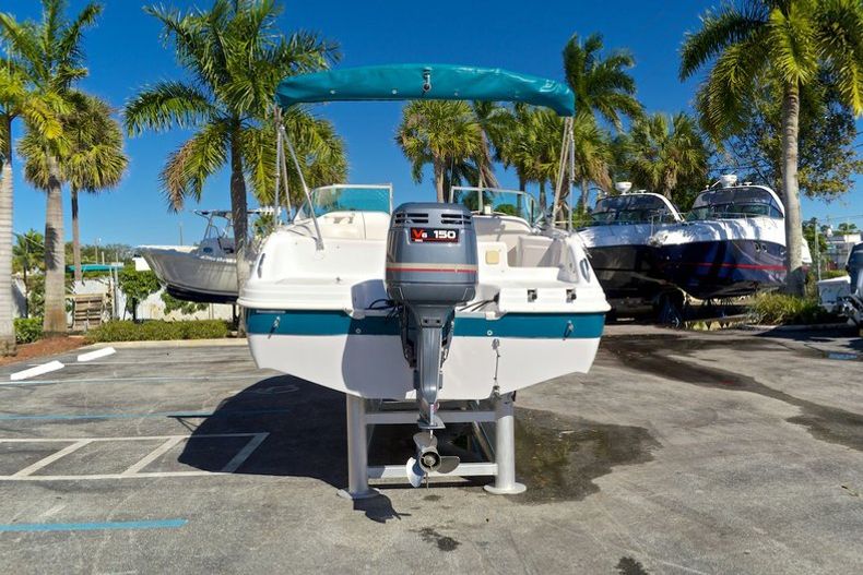 Thumbnail 6 for Used 2001 Hurricane SunDeck SD 217 OB boat for sale in West Palm Beach, FL