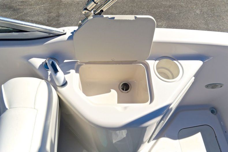 Thumbnail 35 for Used 2001 Hurricane SunDeck SD 217 OB boat for sale in West Palm Beach, FL