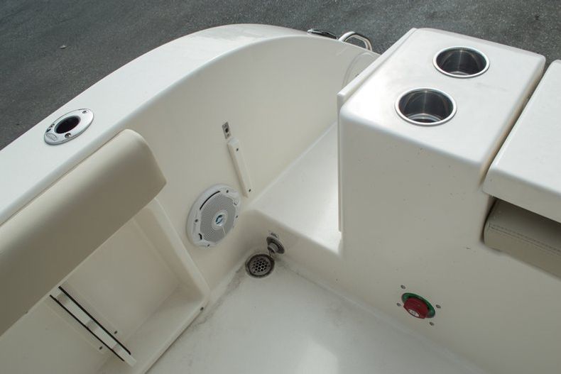Thumbnail 13 for New 2015 Cobia 201 Center Console boat for sale in West Palm Beach, FL