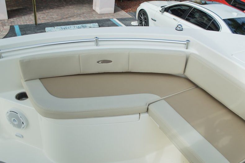 Thumbnail 29 for New 2015 Cobia 201 Center Console boat for sale in West Palm Beach, FL