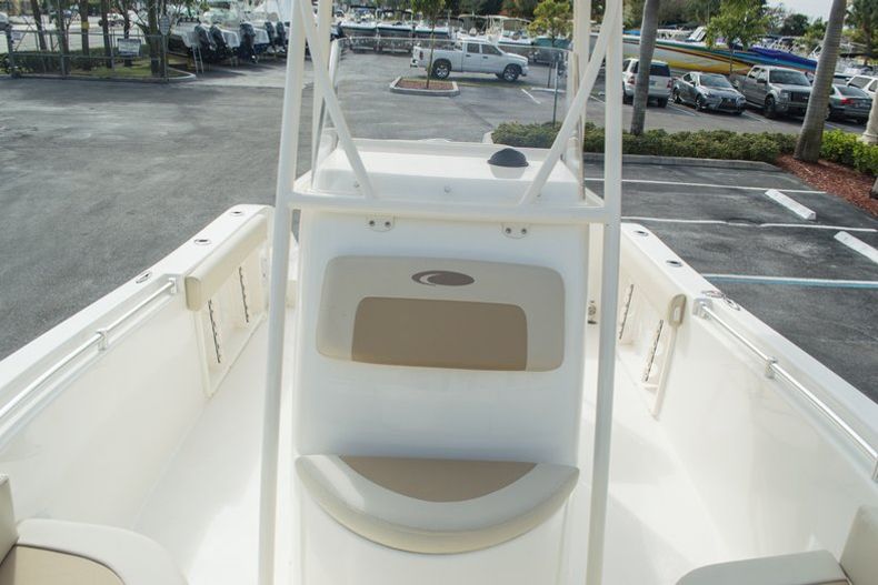 Thumbnail 36 for New 2015 Cobia 201 Center Console boat for sale in West Palm Beach, FL