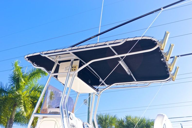 Thumbnail 14 for Used 2007 Seaswirl 2101 Striper Center Console boat for sale in West Palm Beach, FL