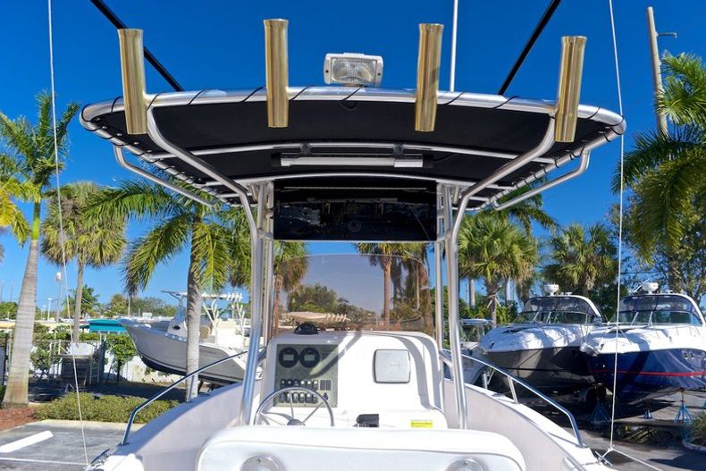 Thumbnail 28 for Used 2007 Seaswirl 2101 Striper Center Console boat for sale in West Palm Beach, FL