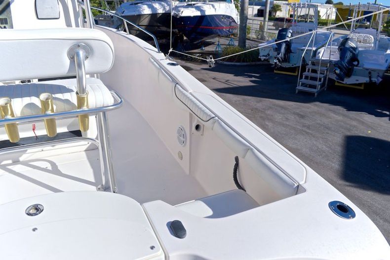 Thumbnail 31 for Used 2007 Seaswirl 2101 Striper Center Console boat for sale in West Palm Beach, FL