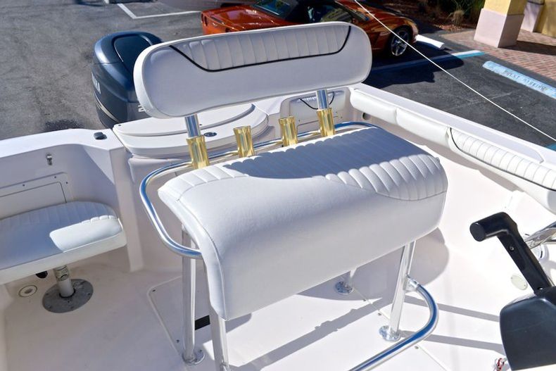 Thumbnail 45 for Used 2007 Seaswirl 2101 Striper Center Console boat for sale in West Palm Beach, FL