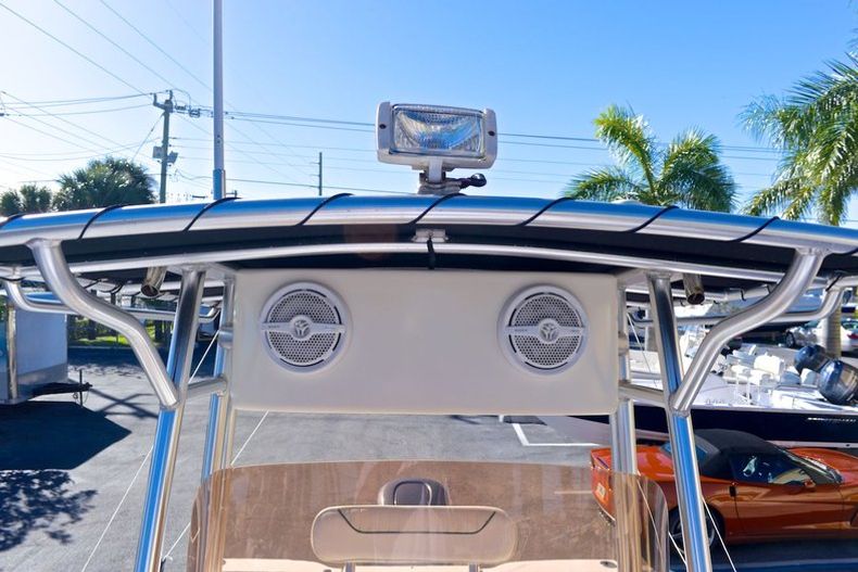 Thumbnail 69 for Used 2007 Seaswirl 2101 Striper Center Console boat for sale in West Palm Beach, FL