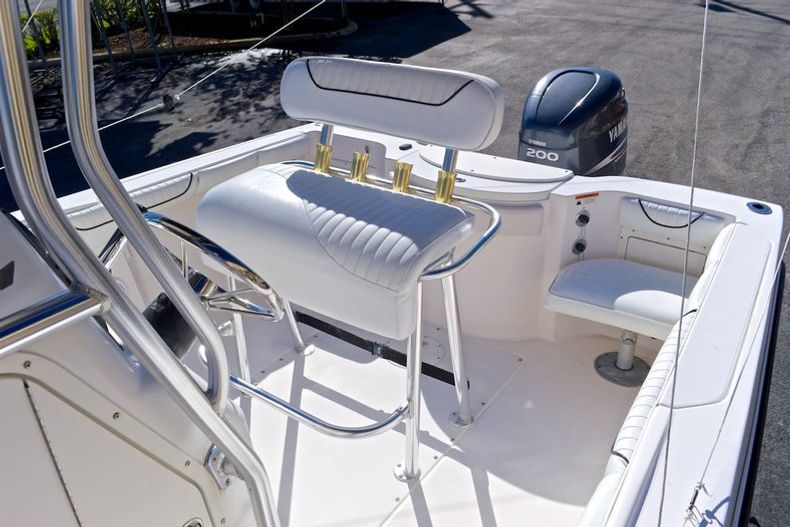 Thumbnail 79 for Used 2007 Seaswirl 2101 Striper Center Console boat for sale in West Palm Beach, FL