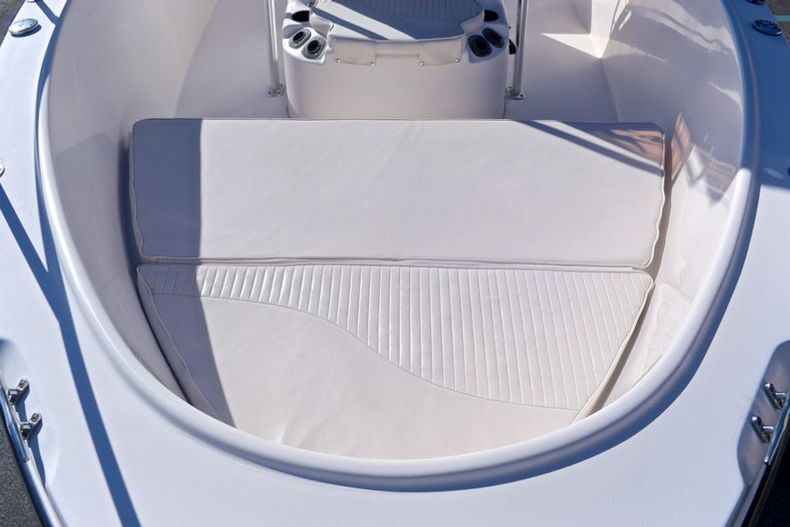 Thumbnail 71 for Used 2007 Seaswirl 2101 Striper Center Console boat for sale in West Palm Beach, FL