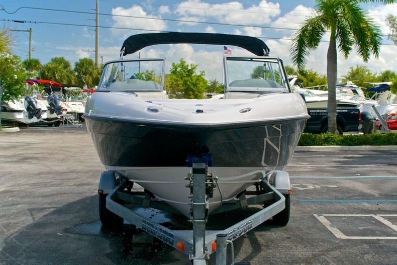 Thumbnail 10 for Used 2005 Yamaha SX 230 Twin Engine boat for sale in West Palm Beach, FL