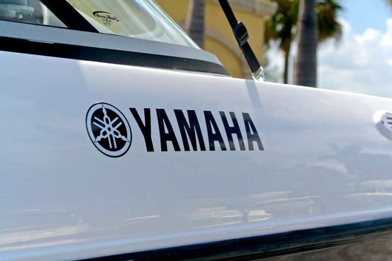 Thumbnail 18 for Used 2005 Yamaha SX 230 Twin Engine boat for sale in West Palm Beach, FL
