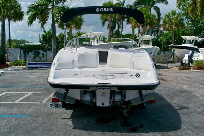 Thumbnail 14 for Used 2005 Yamaha SX 230 Twin Engine boat for sale in West Palm Beach, FL