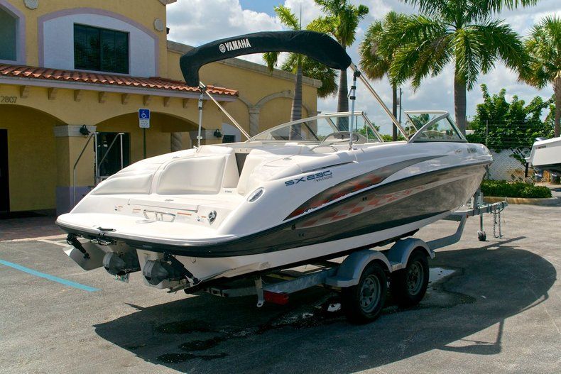 Thumbnail 15 for Used 2005 Yamaha SX 230 Twin Engine boat for sale in West Palm Beach, FL