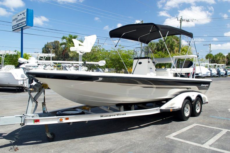 Thumbnail 5 for Used 2007 Ranger 2200 Bay Ranger boat for sale in West Palm Beach, FL