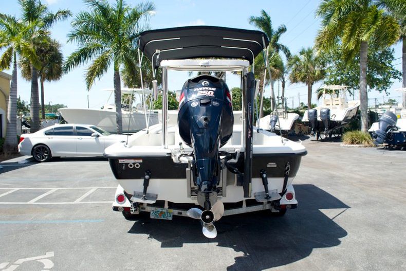 Thumbnail 8 for Used 2007 Ranger 2200 Bay Ranger boat for sale in West Palm Beach, FL