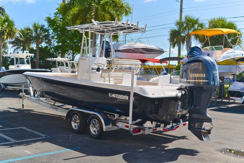 Thumbnail 6 for New 2013 Contender 25 Bay boat for sale in West Palm Beach, FL