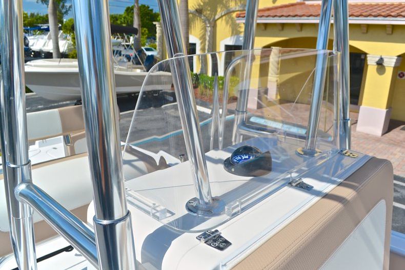 Thumbnail 66 for New 2013 Contender 25 Bay boat for sale in West Palm Beach, FL