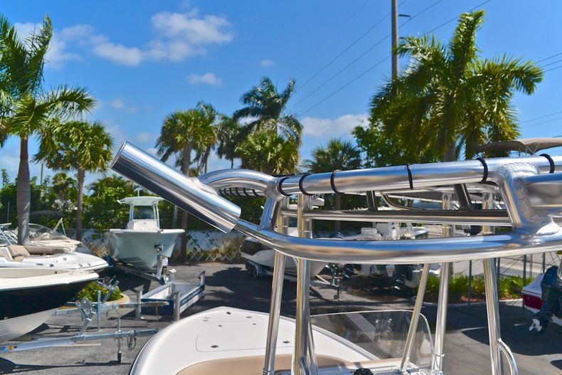 Thumbnail 95 for New 2013 Contender 25 Bay boat for sale in West Palm Beach, FL