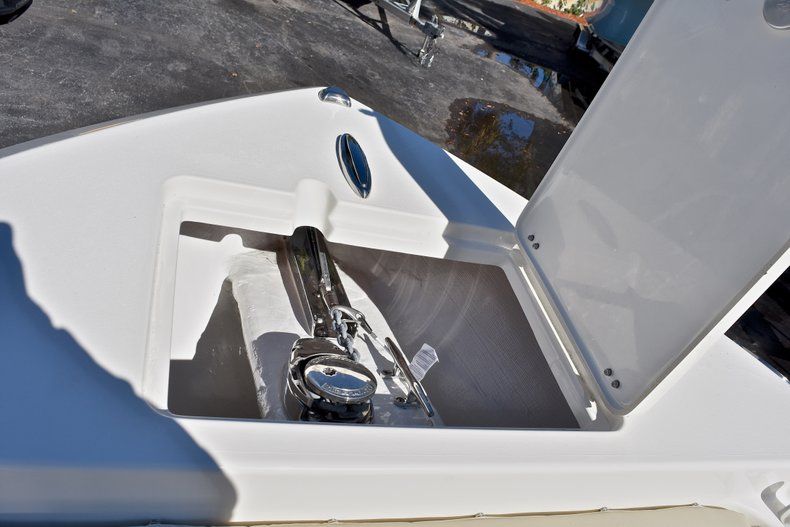 Thumbnail 46 for New 2018 Cobia 220 Center Console boat for sale in Fort Lauderdale, FL