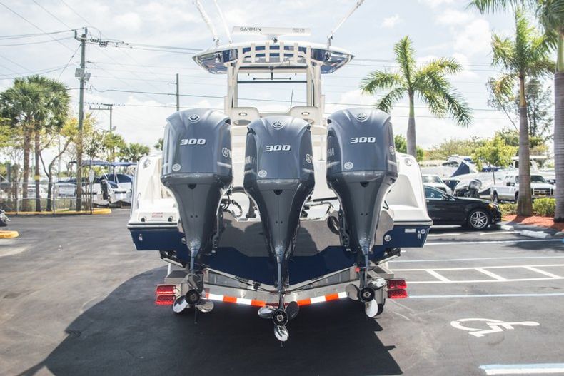 Thumbnail 10 for New 2015 Cobia 344 Center Console boat for sale in Miami, FL