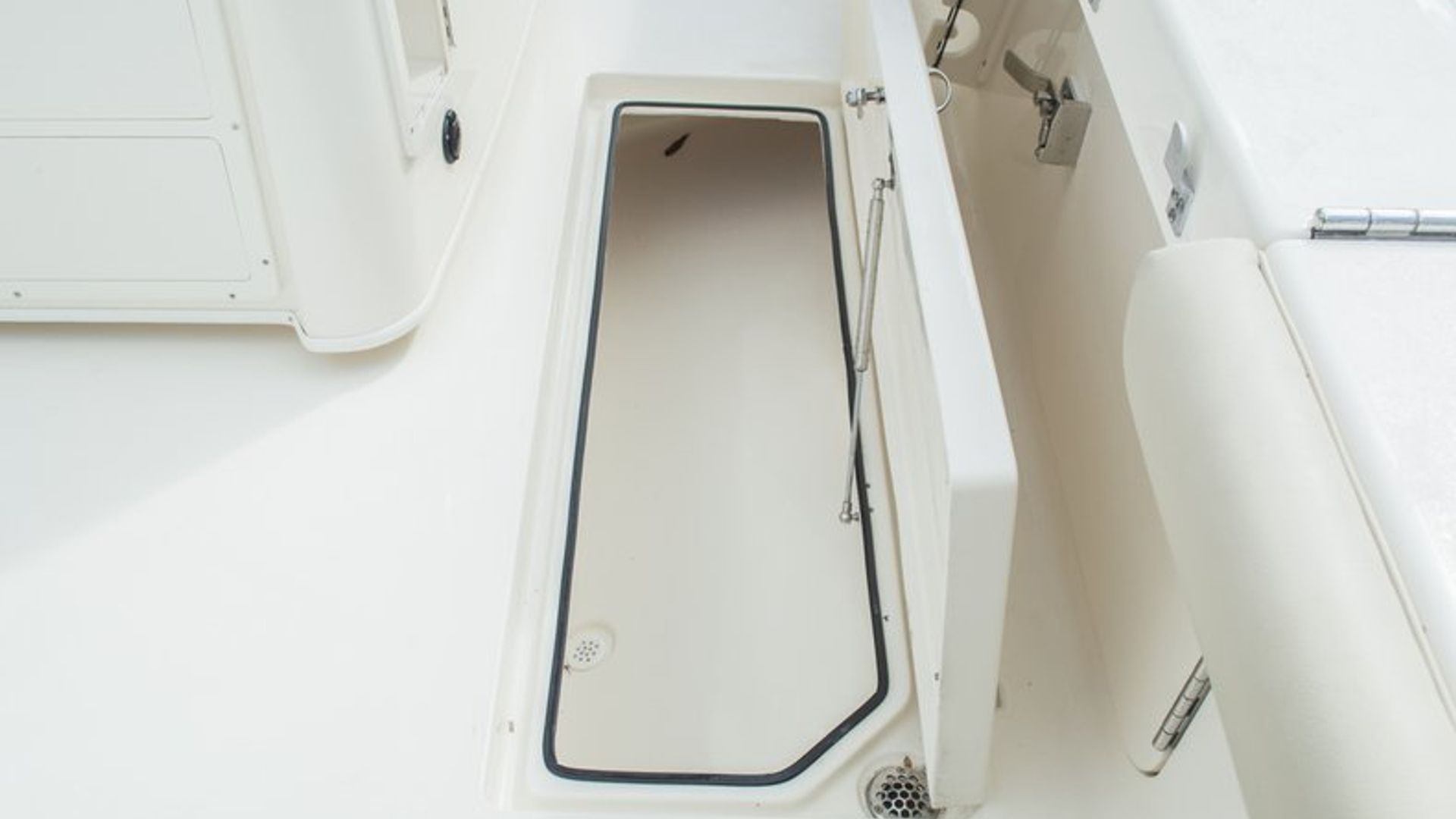 New 2015 Cobia 344 Center Console #V015 image 38