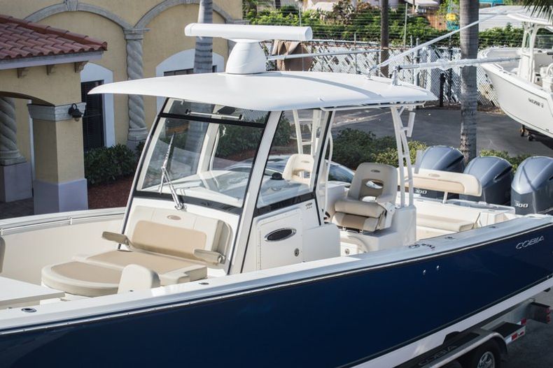 Thumbnail 116 for New 2015 Cobia 344 Center Console boat for sale in Miami, FL