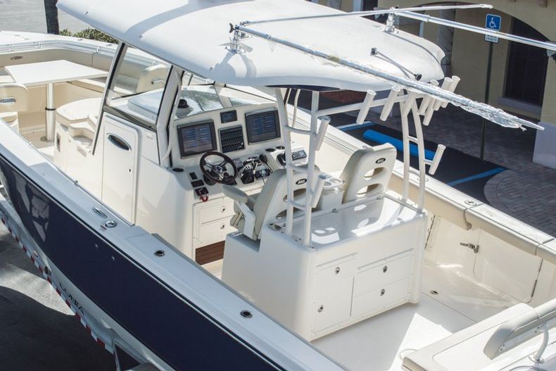 Thumbnail 119 for New 2015 Cobia 344 Center Console boat for sale in Miami, FL