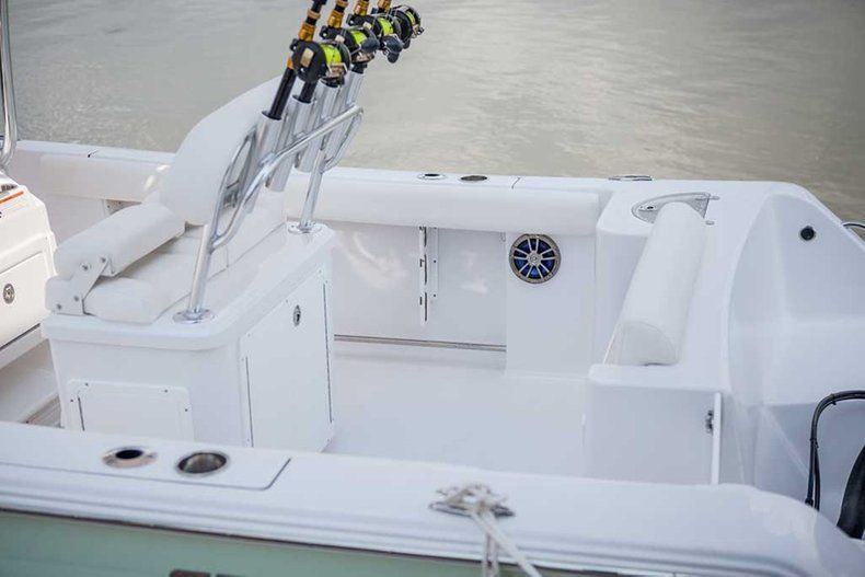 Thumbnail 21 for New 2015 Sportsman Open 232 Center Console boat for sale in Miami, FL
