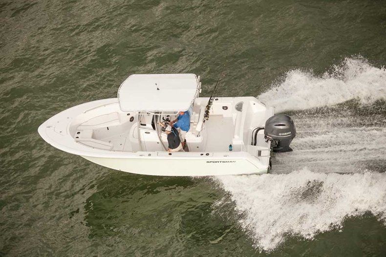 Thumbnail 37 for New 2015 Sportsman Open 232 Center Console boat for sale in Miami, FL
