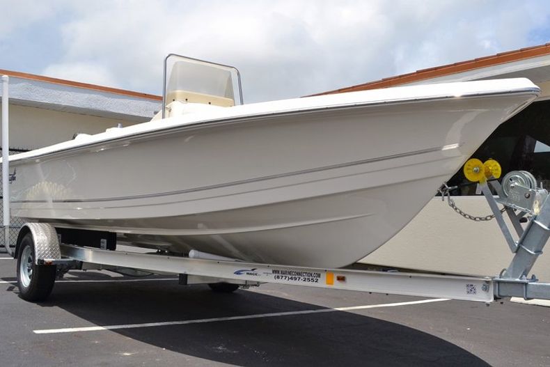 Thumbnail 8 for New 2014 Bulls Bay 2000 Bay Boat boat for sale in Vero Beach, FL
