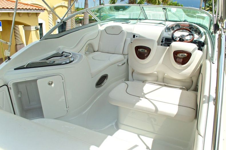Thumbnail 22 for Used 2004 Crownline 270 CR Cruiser boat for sale in West Palm Beach, FL