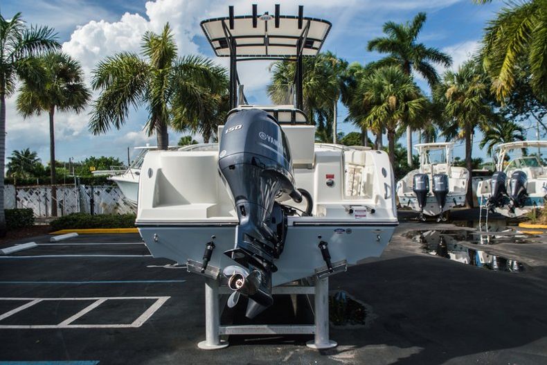 Thumbnail 6 for New 2016 Cobia 201 Center Console boat for sale in West Palm Beach, FL