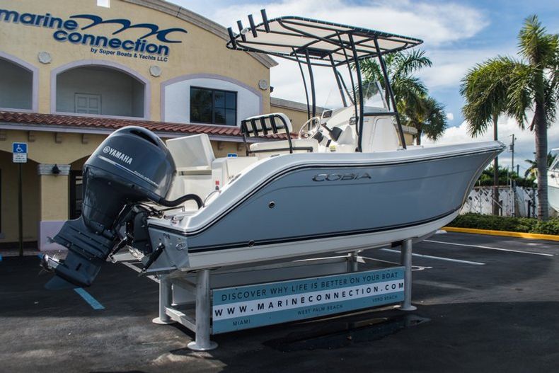 Thumbnail 7 for New 2016 Cobia 201 Center Console boat for sale in West Palm Beach, FL