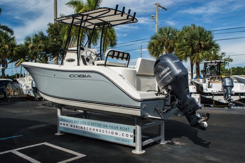 Thumbnail 5 for New 2016 Cobia 201 Center Console boat for sale in West Palm Beach, FL