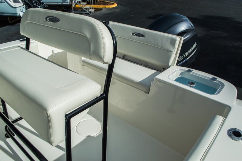 Thumbnail 34 for New 2016 Cobia 201 Center Console boat for sale in West Palm Beach, FL