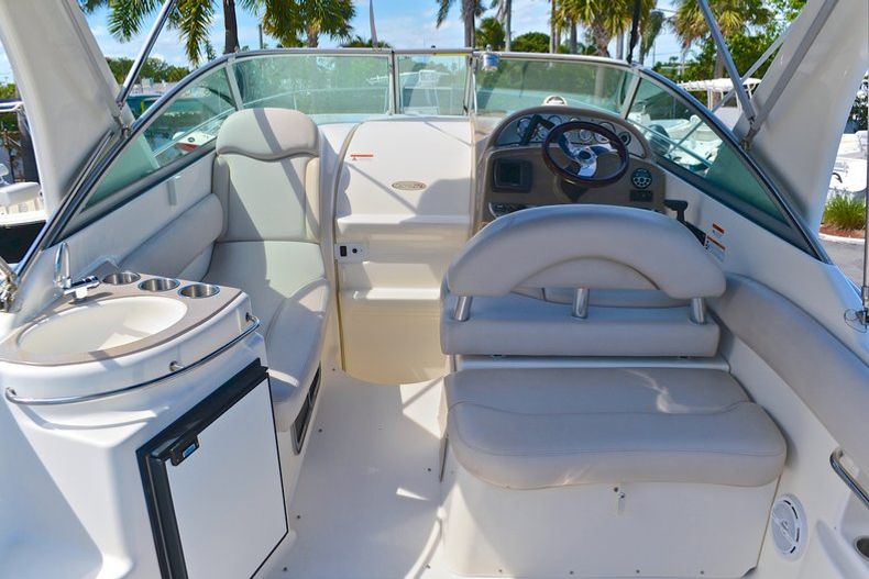 Thumbnail 33 for Used 2007 Larson 274 Cabrio Cruiser boat for sale in West Palm Beach, FL
