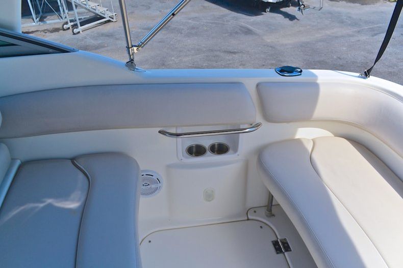 Thumbnail 37 for Used 2007 Larson 274 Cabrio Cruiser boat for sale in West Palm Beach, FL
