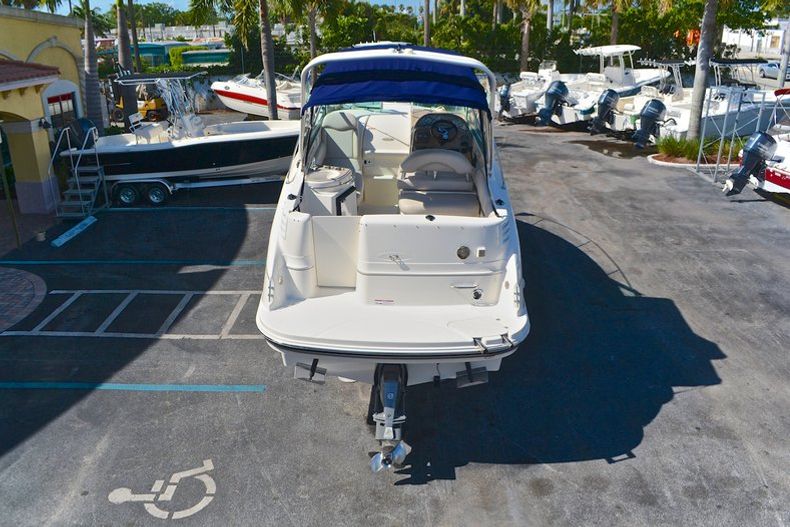 Thumbnail 131 for Used 2007 Larson 274 Cabrio Cruiser boat for sale in West Palm Beach, FL