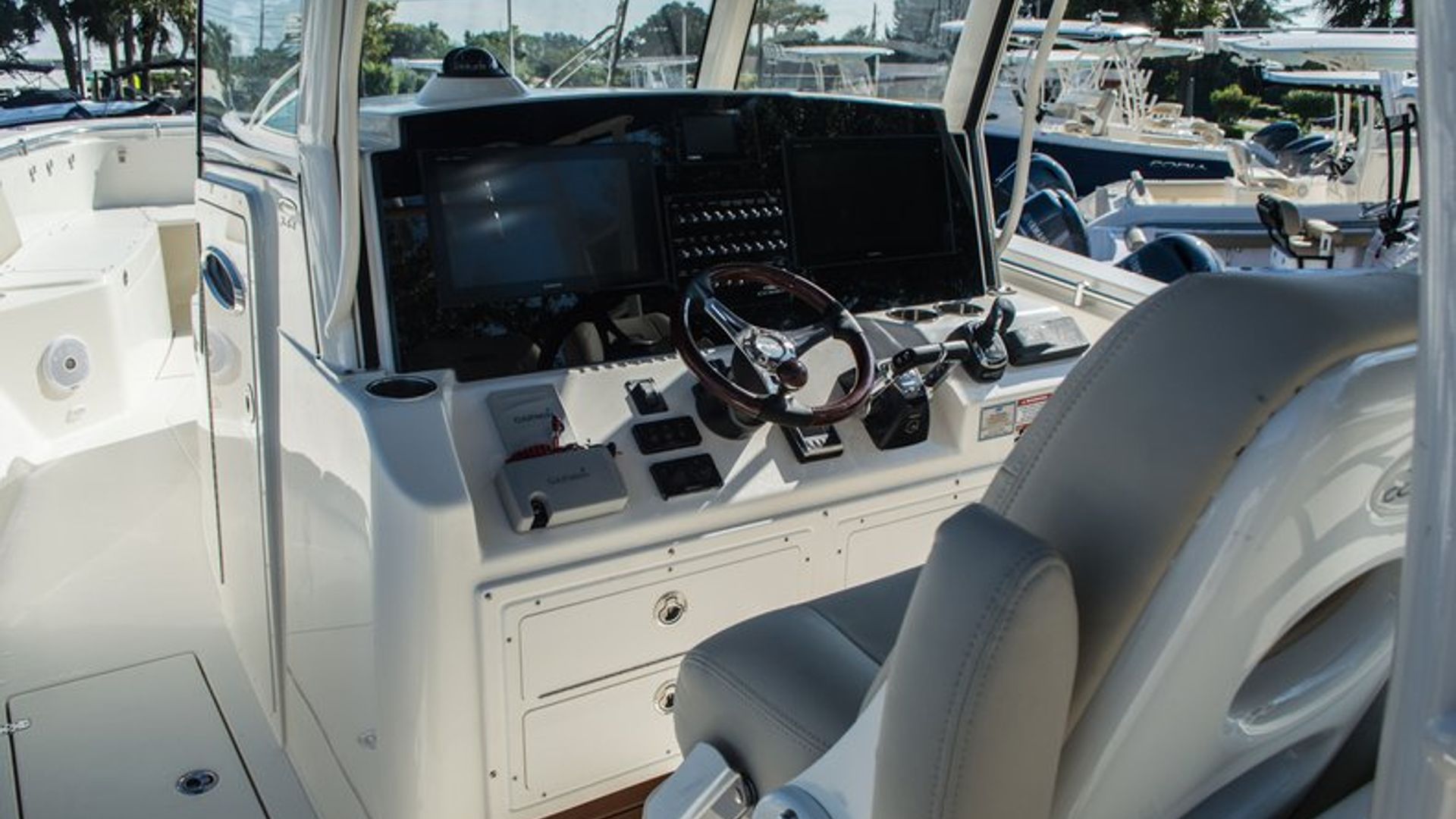 New 2016 Cobia 344 Center Console #V008 image 3