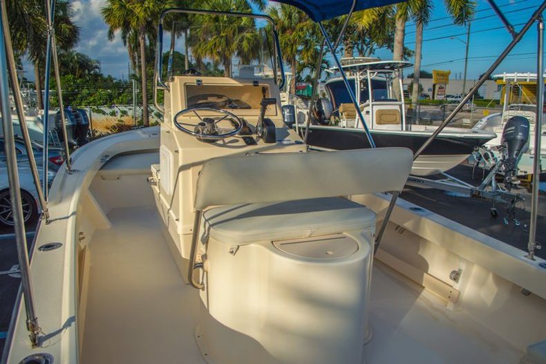 Thumbnail 14 for Used 2008 PARKER 1801 Center Console boat for sale in West Palm Beach, FL